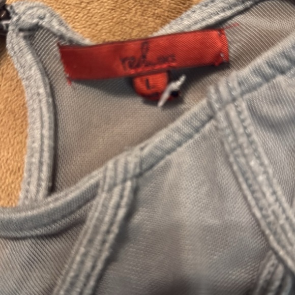 🌹RED BKE GRAY SLEEVELESS TOP - Picture 4 of 5